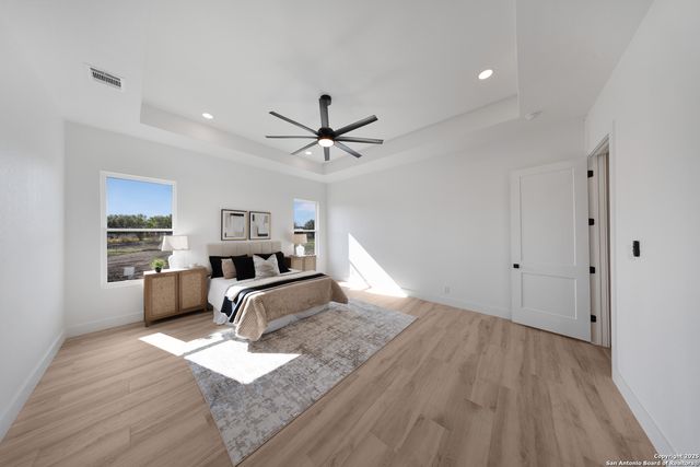 222 Double Creek Loop, Seguin, TX 78155