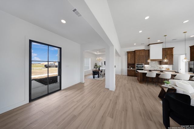 222 Double Creek Loop, Seguin, TX 78155