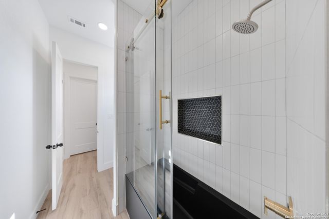 222 Double Creek Loop, Seguin, TX 78155