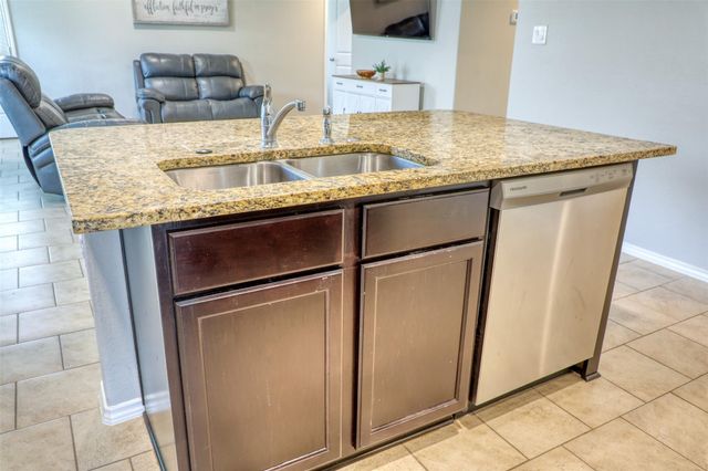 23610 Water Hickory Drive, Tomball, TX 77375