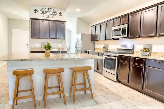 23610 Water Hickory Drive, Tomball, TX 77375
