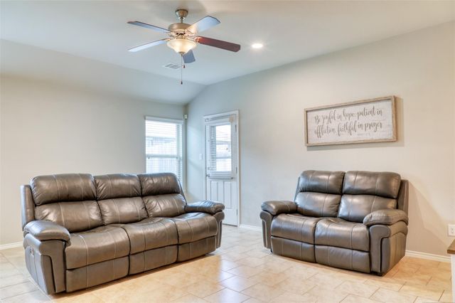 23610 Water Hickory Drive, Tomball, TX 77375