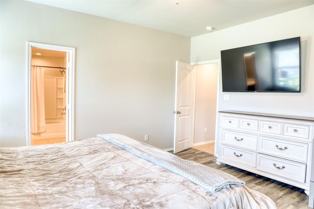 23610 Water Hickory Drive, Tomball, TX 77375