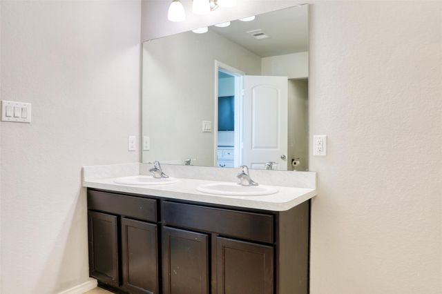 23610 Water Hickory Drive, Tomball, TX 77375
