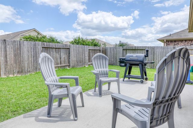 23610 Water Hickory Drive, Tomball, TX 77375