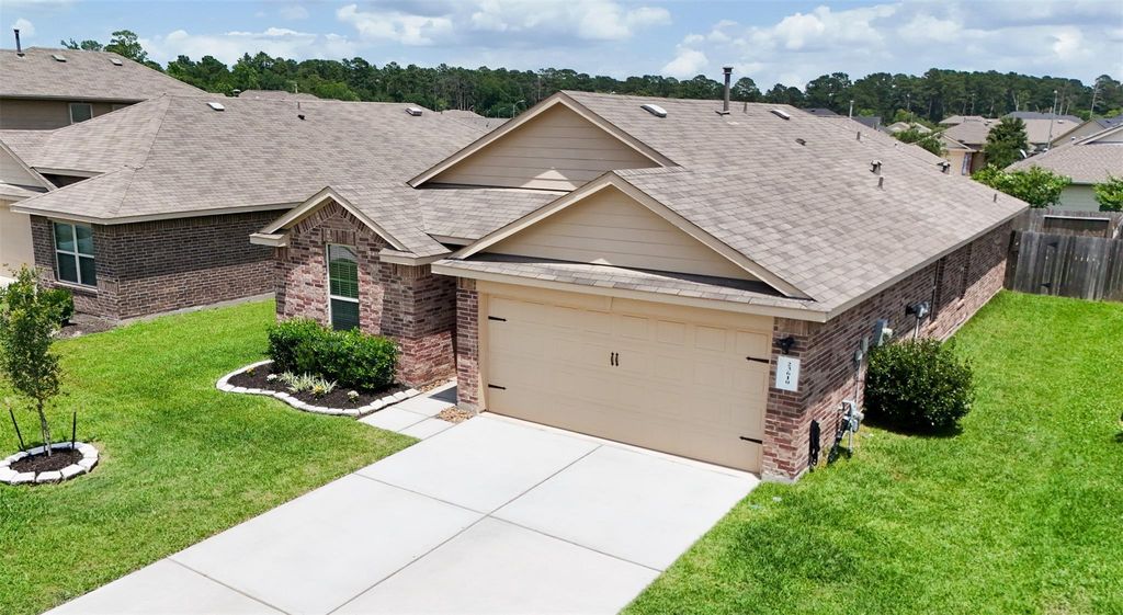 23610 Water Hickory Drive, Tomball, TX 77375