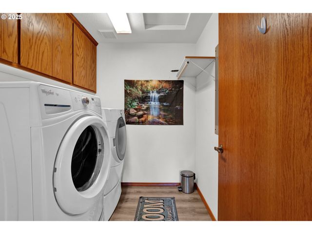 5603 FRIENDLY ACRES Rd, Florence, OR 97439