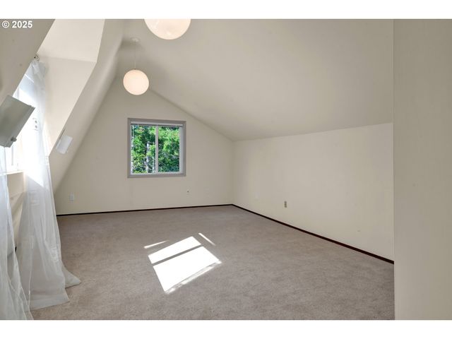 5603 FRIENDLY ACRES Rd, Florence, OR 97439