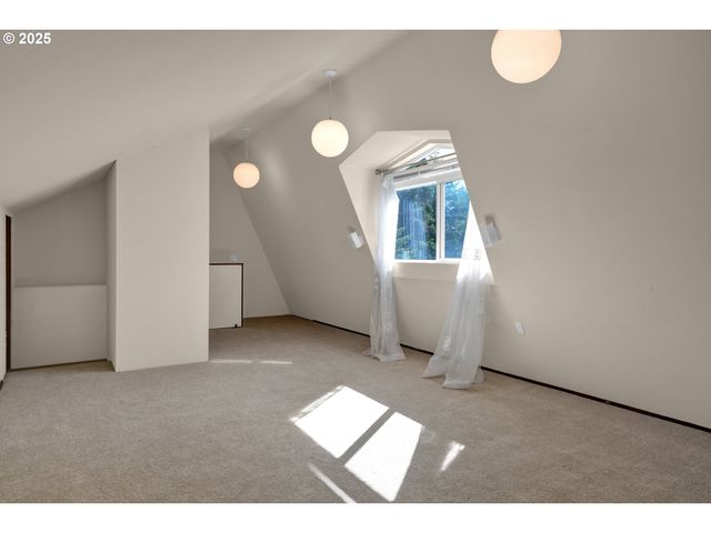 5603 FRIENDLY ACRES Rd, Florence, OR 97439