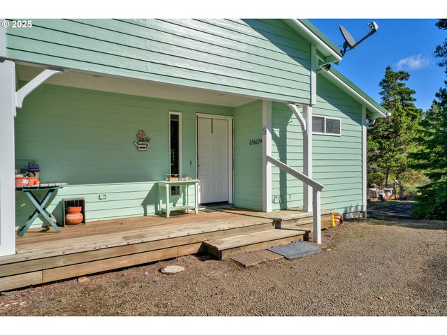 5603 FRIENDLY ACRES Rd, Florence, OR 97439