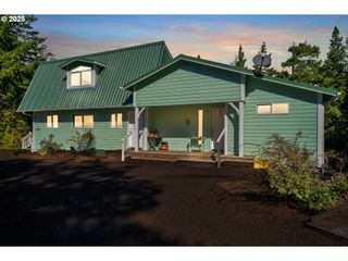 5603 FRIENDLY ACRES Rd, Florence, OR 97439