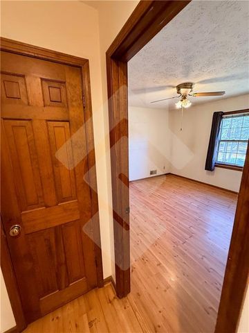 3454 Brandon Hall Way, Marietta, GA 30062