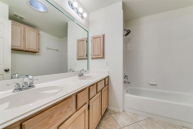 8402 Hartford Drive, Rowlett, TX 75089