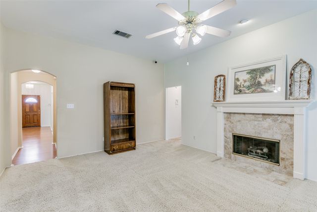 8402 Hartford Drive, Rowlett, TX 75089