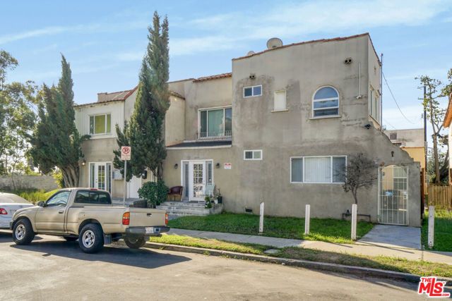 2337 Vineyard Avenue, Los Angeles, CA 90016