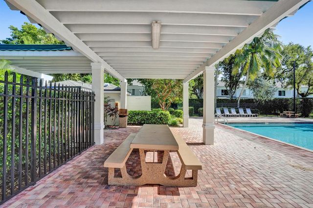3373 CONFETTI Lane 77-8, Margate, FL 33063