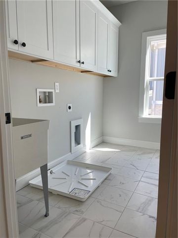 2942 Graham Gardens Lane, Marietta, GA 30062