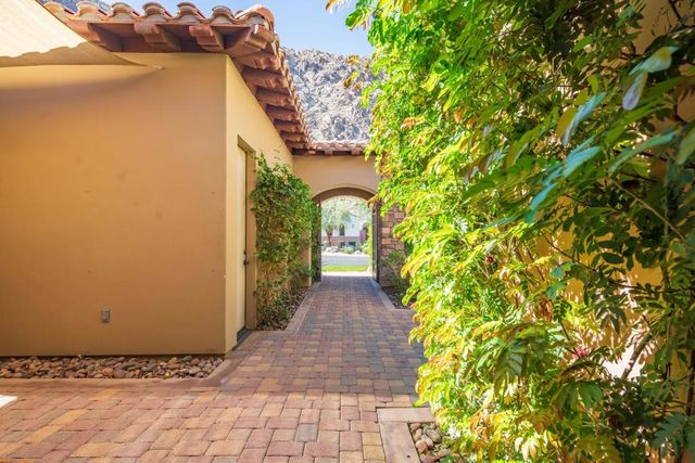 46710 Bradshaw, La Quinta, CA 92253