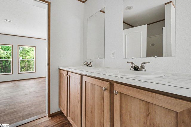 407 Tupelo Way, Liberty, SC 29657