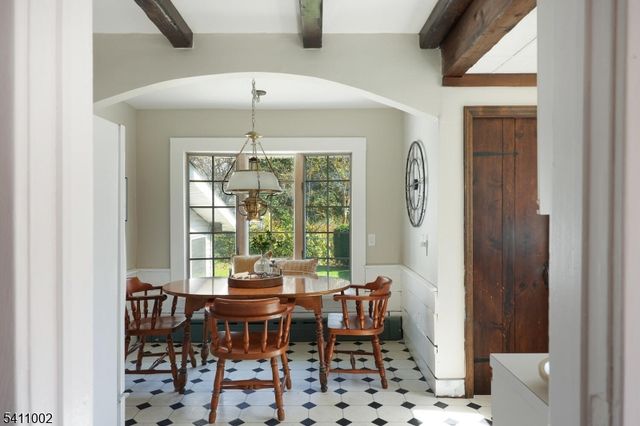 2123 Evans St, Rahway City, NJ 07065