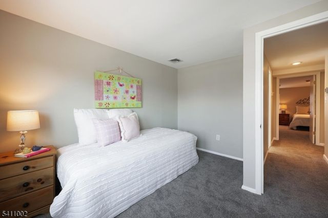 2123 Evans St, Rahway City, NJ 07065