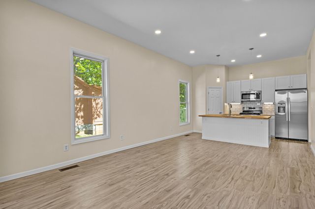 14 Cook Avenue, Winchester, KY 40391