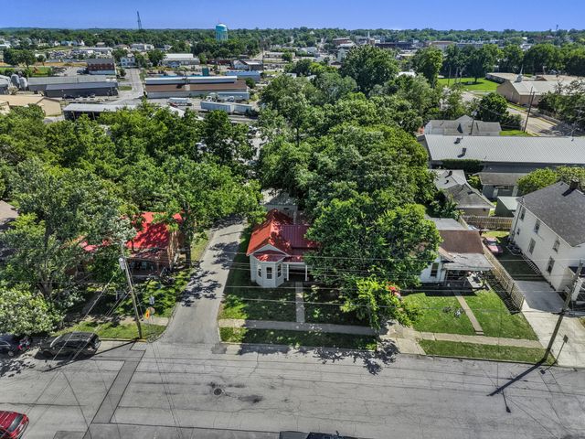 14 Cook Avenue, Winchester, KY 40391