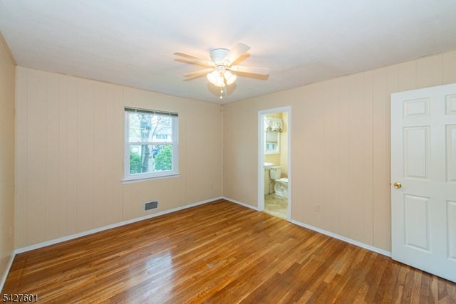 16 E Circuit Dr, Roxbury Twp., NJ 07876