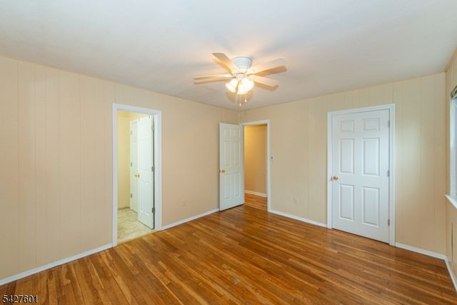 16 E Circuit Dr, Roxbury Twp., NJ 07876
