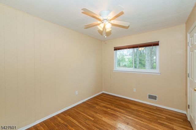 16 E Circuit Dr, Roxbury Twp., NJ 07876