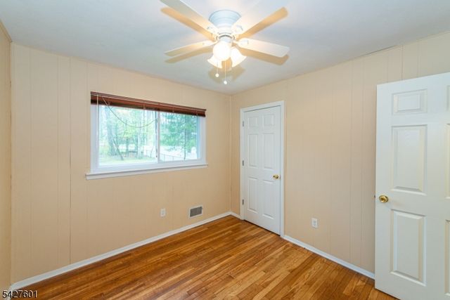 16 E Circuit Dr, Roxbury Twp., NJ 07876