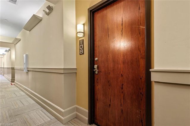411 W Washington Street 108, Greensboro, NC 27401