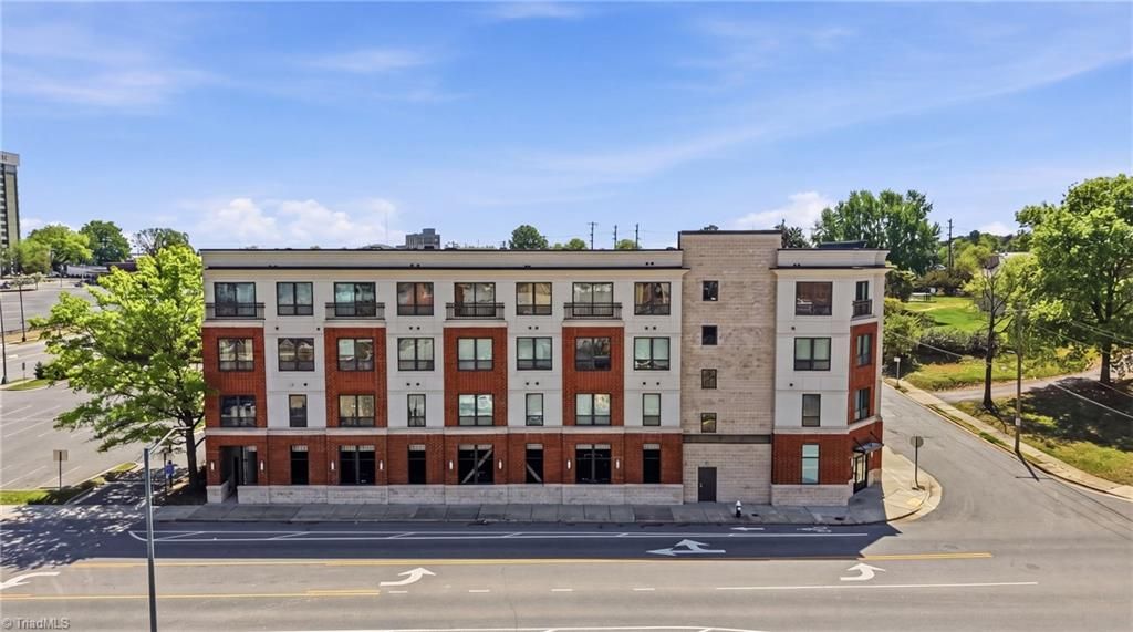 411 W Washington Street 108, Greensboro, NC 27401