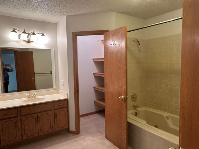2345 Cottage Drive, Stillwater, MN 55082