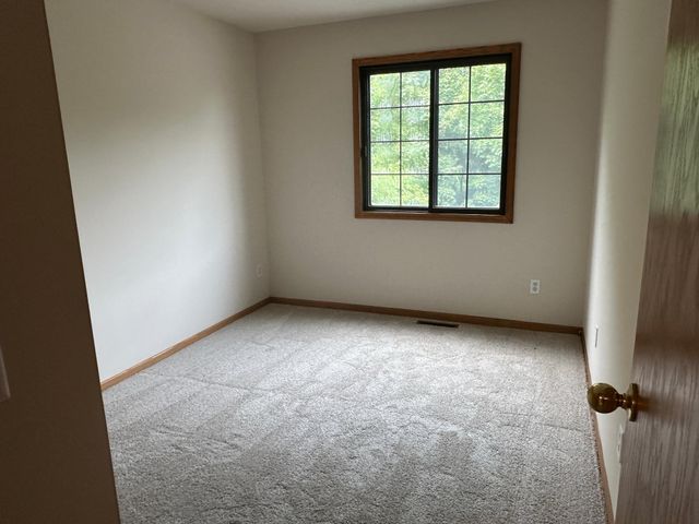 2345 Cottage Drive, Stillwater, MN 55082
