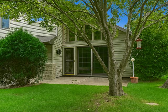 2345 Cottage Drive, Stillwater, MN 55082