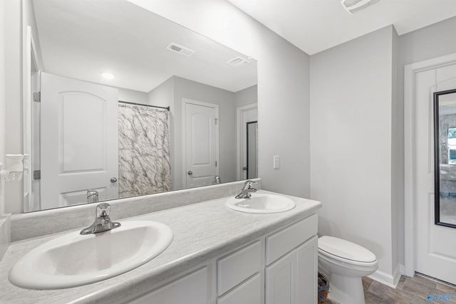 3005 Fountainview Circle, Hartselle, AL 35640