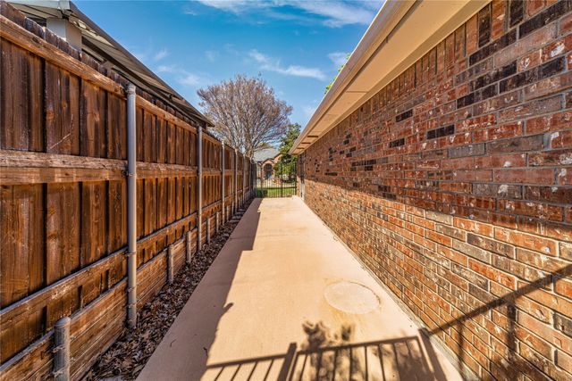 2012 Liverpool Drive, Plano, TX 75025