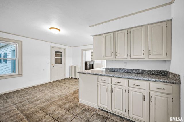 407 E JEFFERSON Street, Morton, IL 61550