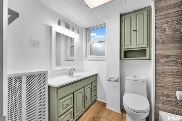 407 E JEFFERSON Street, Morton, IL 61550
