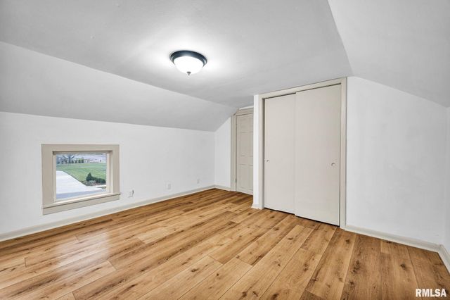 407 E JEFFERSON Street, Morton, IL 61550