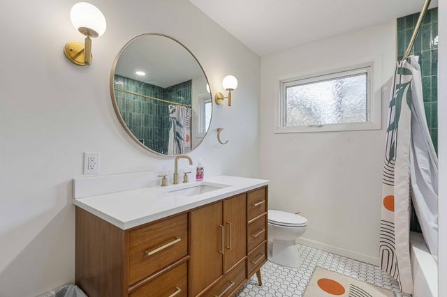 512 Westwood Dr, Tullahoma, TN 37388