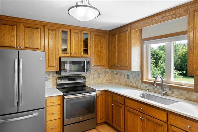 16585 Pebblebrook Court, Prior Lake, MN 55372