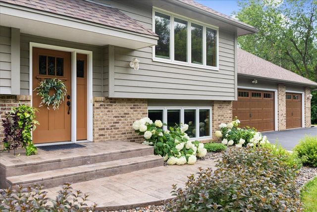 16585 Pebblebrook Court, Prior Lake, MN 55372