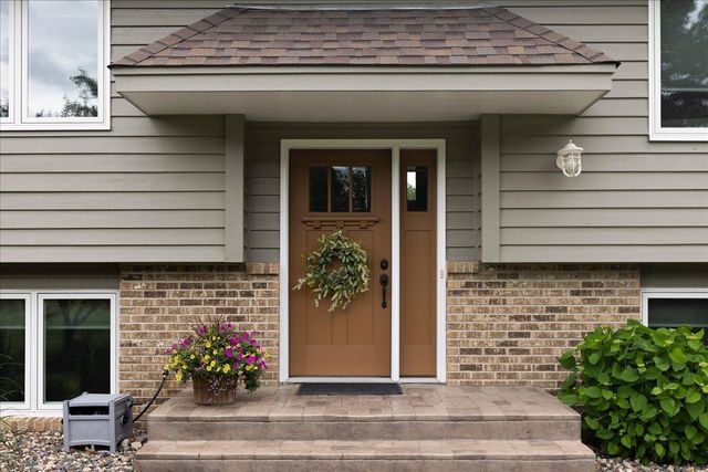 16585 Pebblebrook Court, Prior Lake, MN 55372
