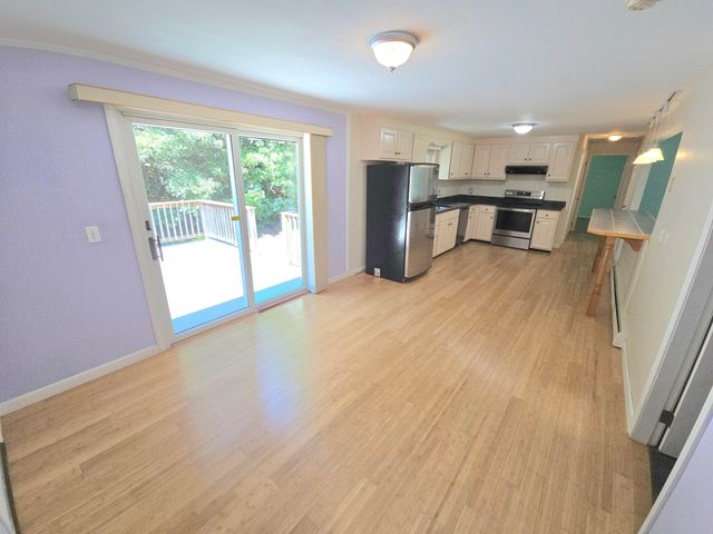 1B Walnut Street, Yarmouth Port, MA 02675