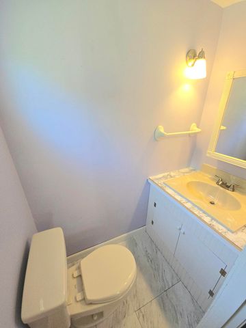 1B Walnut Street, Yarmouth Port, MA 02675