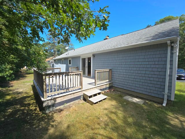 1B Walnut Street, Yarmouth Port, MA 02675