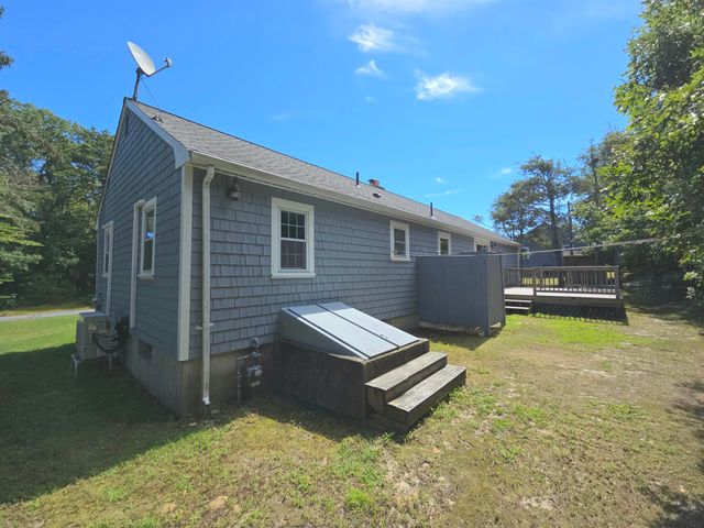 1B Walnut Street, Yarmouth Port, MA 02675
