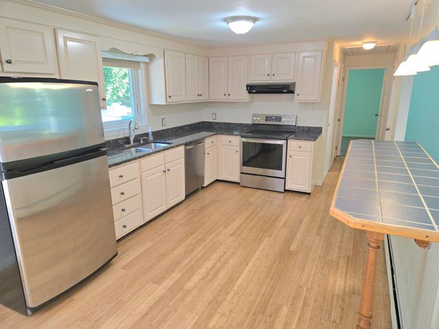 1B Walnut Street, Yarmouth Port, MA 02675
